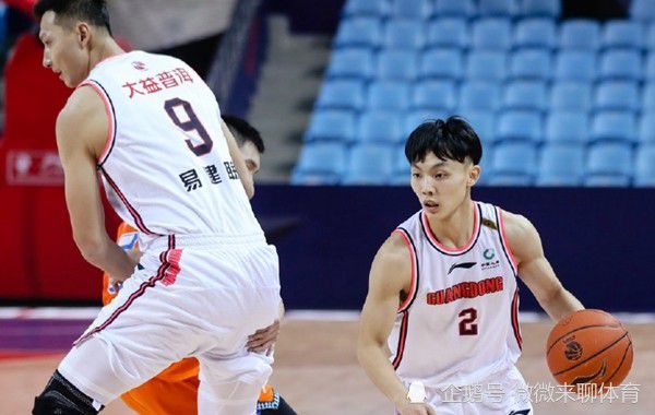 预告片中，营救560万人的艰巨任务面临失败风险，郑重生、臭鼬（姜皓文饰）逆流出击踏上接应泰来的征程，但他们却发现所有的事情似乎另有人在背后操控，内忧外患一时让未来战士陷入艰险绝境